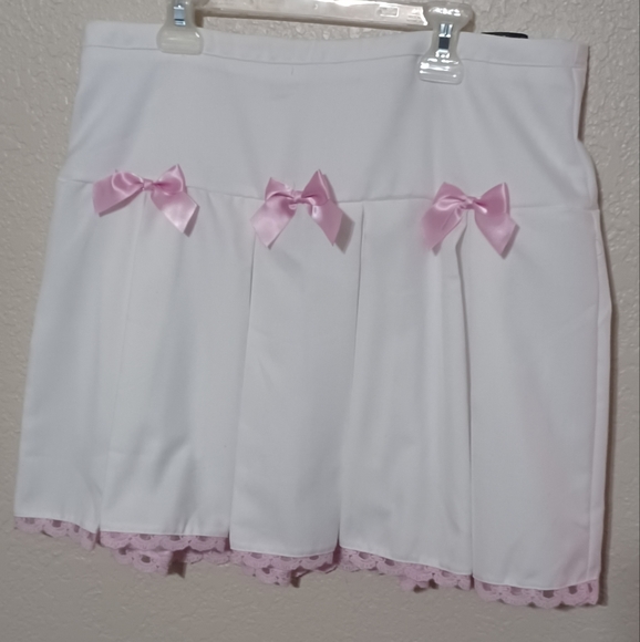 Hot Topic Skirts Hot Topic White Mini Skirt Poshmark